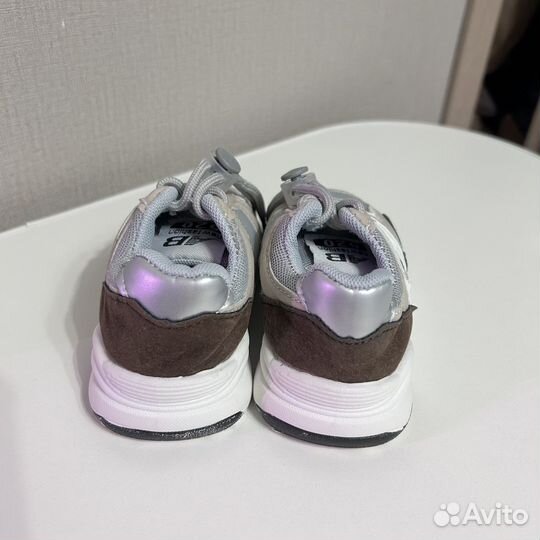 Кроссовки детские 22 размер