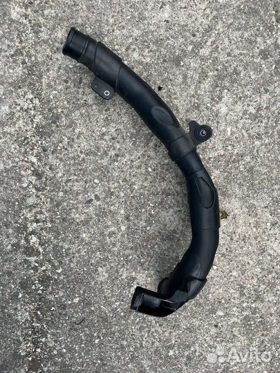 Volkswagen tiguan патрубок интеркуллера