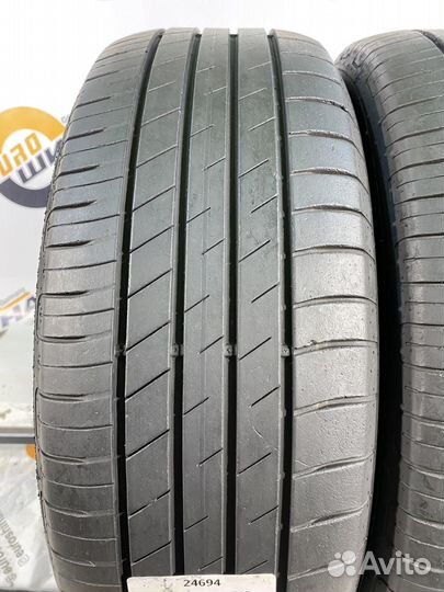 Goodyear EfficientGrip Performance 215/60 R17 102T