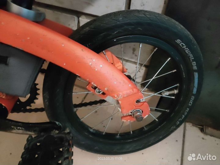 Детский велосипед-беговел 14 BMW оригинал