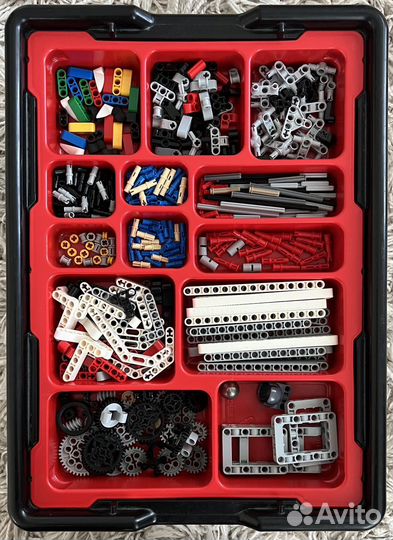 Базовый набор Лего Mindsorms Education EV3 45544