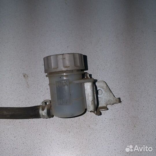 Бачок тормозной жидкости сцепления Ford Focus 2