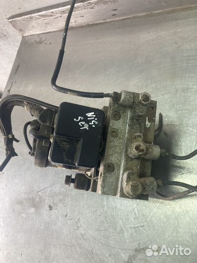 Блок абс nissan Серена c23