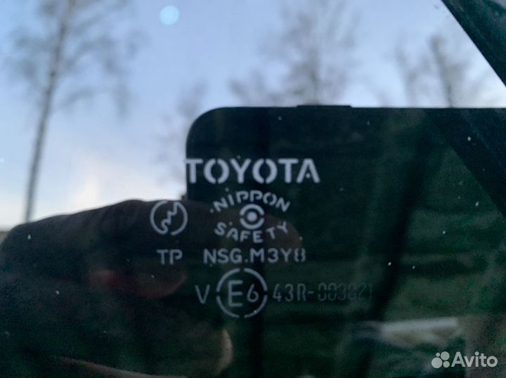 Дверь Тойота Алтеза