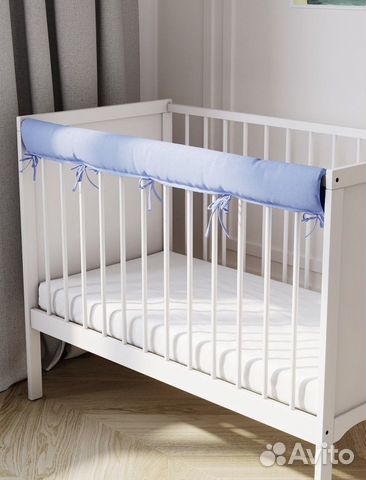 Горизонтальный фенс бампер на кроватку детскую