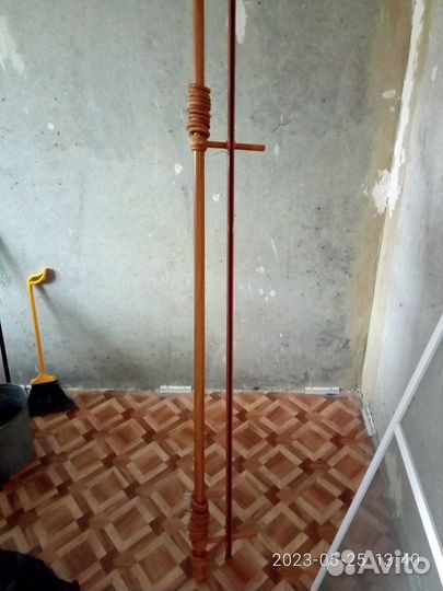 Продам карниз