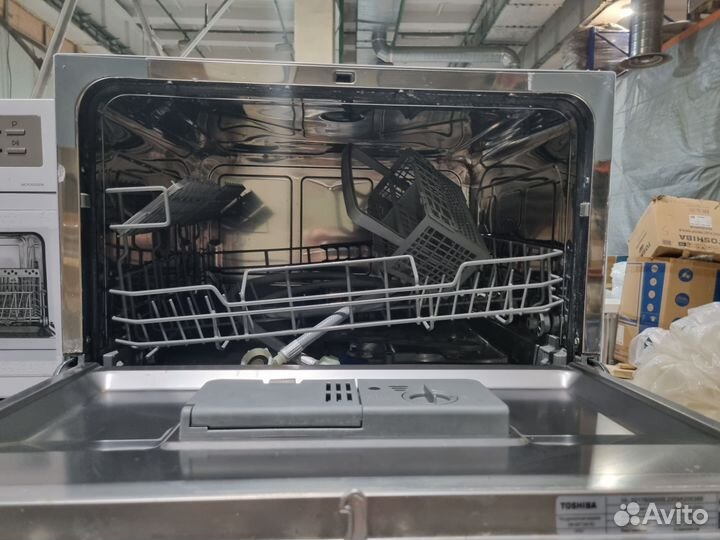 Посудомоечная машина компактная Toshiba DW-06T1