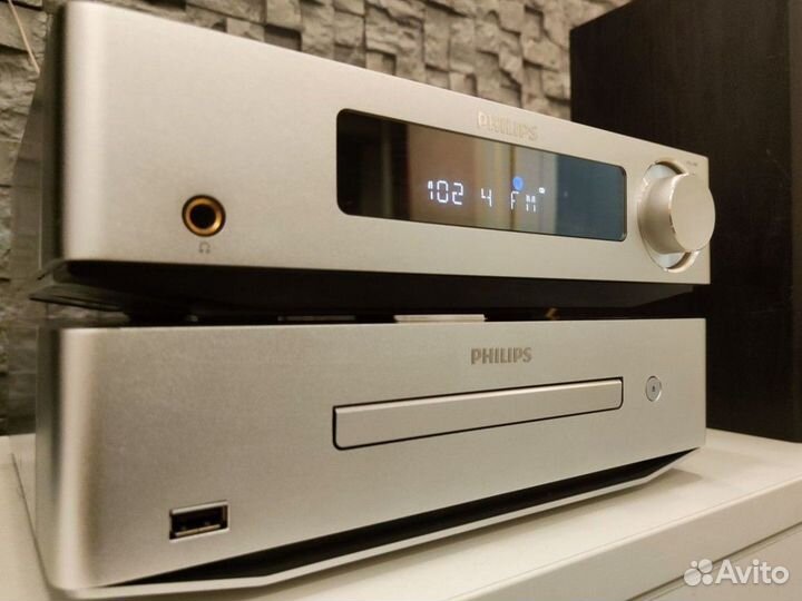 Музыкальный центр Philips