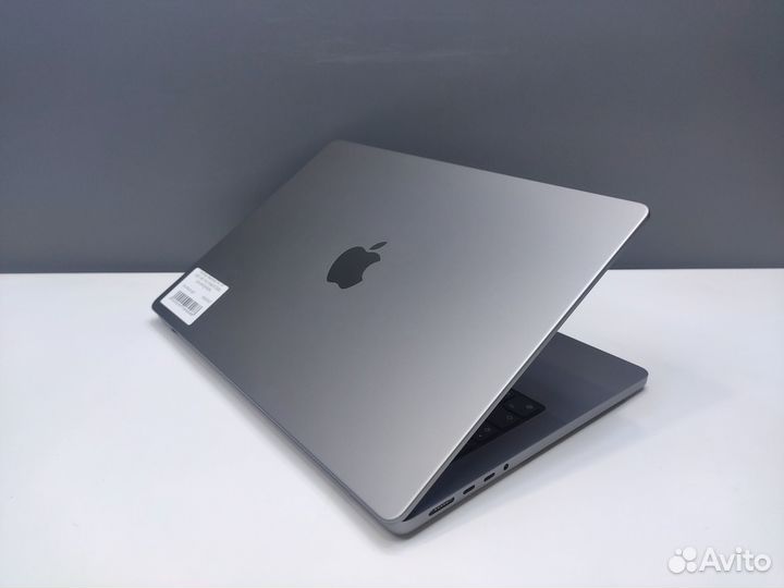 MacBook Pro 14 Рассрочка