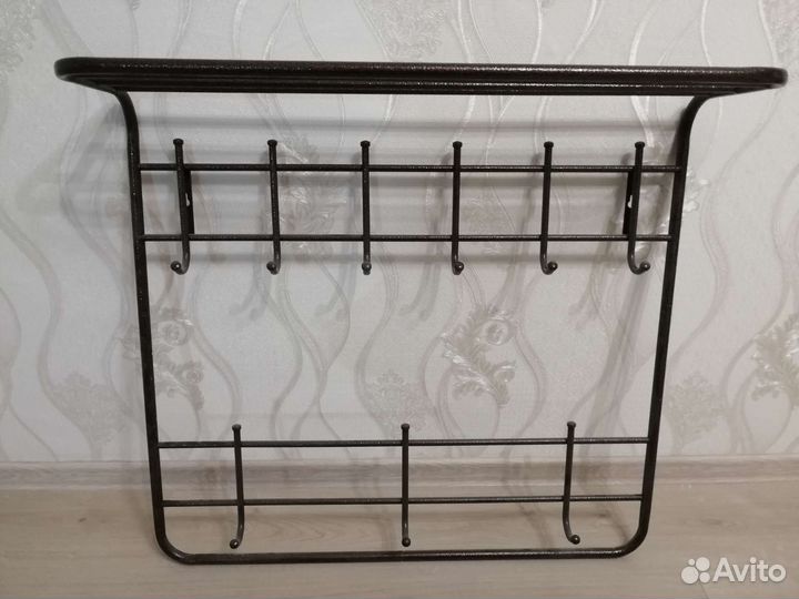 Вешалка в прихожую