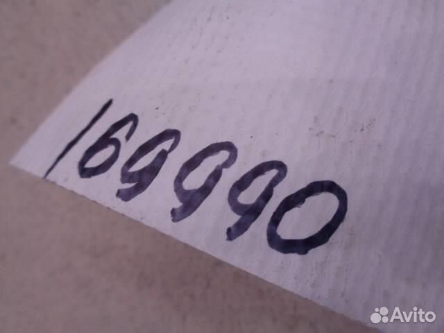 Уплотнитель стекла двери задней правой Toyota Cam