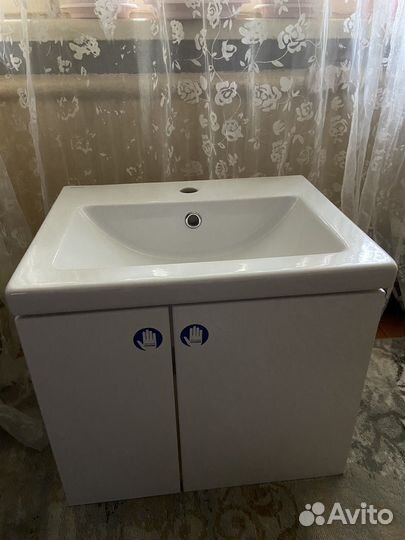 Раковина с тумбой 50 см