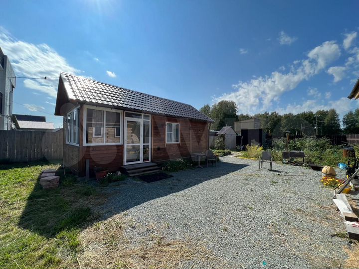 Дача 32 м² на участке 7,7 сот.