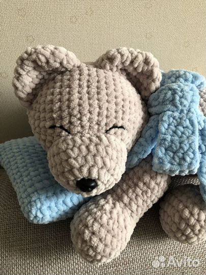 Вязаная игрушка Мишка