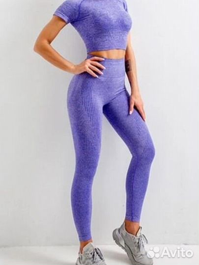 Бесшовный спортивный костюм M