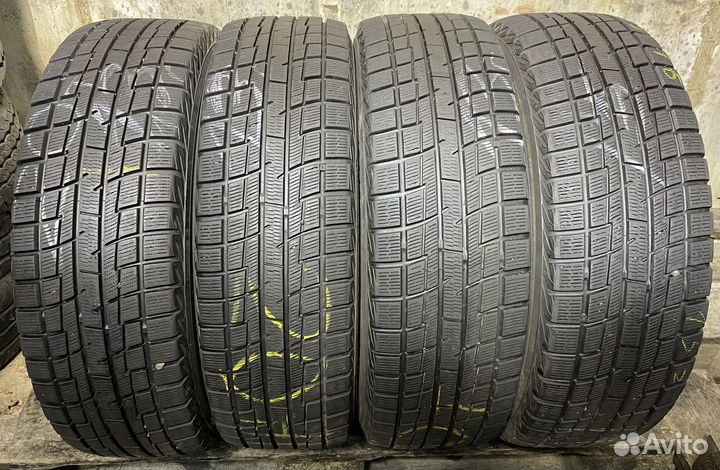 Yokohama Ice Guard IG30 205/65 R16