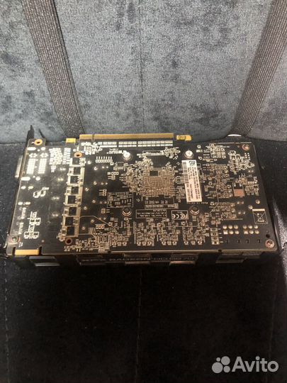 Видеокарта XFX Radeon HD 6870