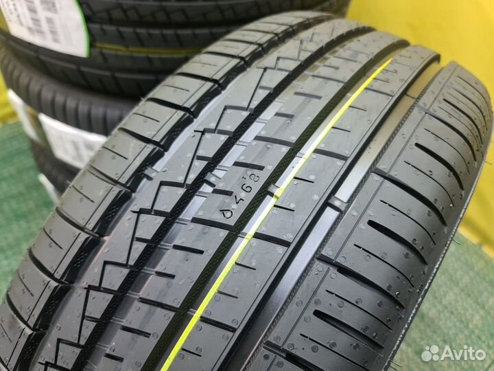 Ikon Tyres Autograph Eco 3 235/45 R18 99V