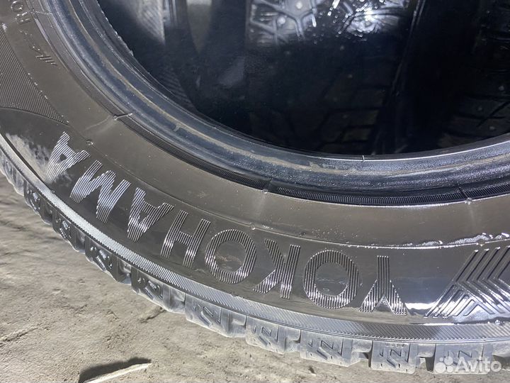 Yokohama Ice Guard Stud IG55 205/55 R16