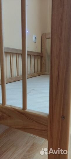 Детская деревянная кроватка из ясеня