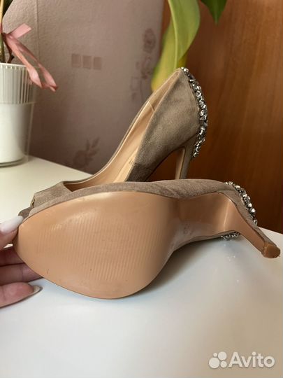 Туфли женские 36 размер замшевые бежевые
