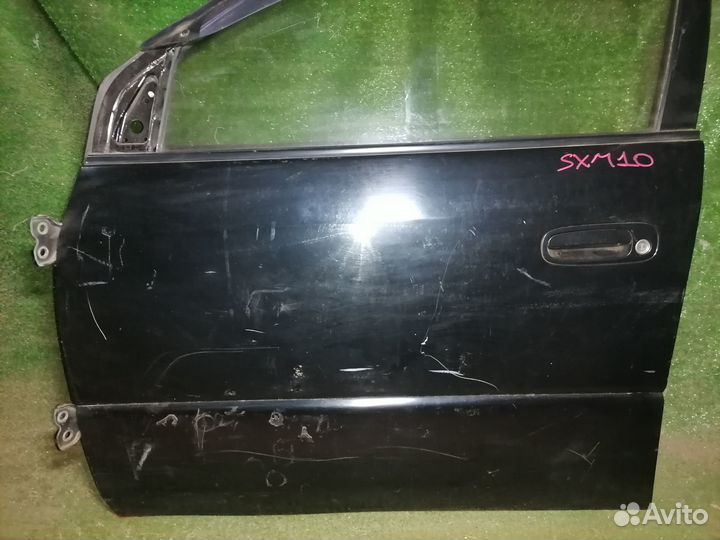 Дверь передняя левая Toyota Ipsum SXM10 Пустая