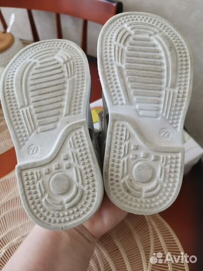 Босоножки для девочки 22 размер