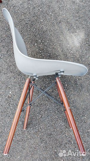 Стул Eames pc-015 серый