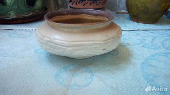 Красивый горшок