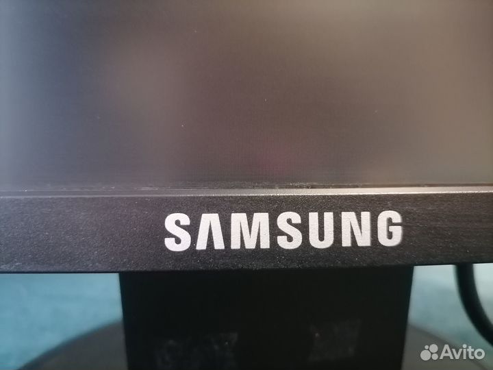 Монитор Samsung 923NW