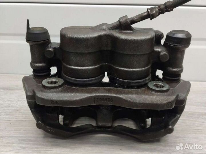 Суппорт Mercedes Vito W639