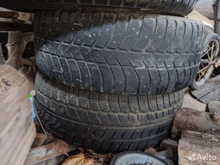 Bridgestone Ice Cruiser 5000 2.25/4.5 R4