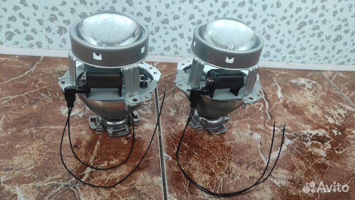 Би-ксеноновые линзы Hella 2 classic (праворульные)