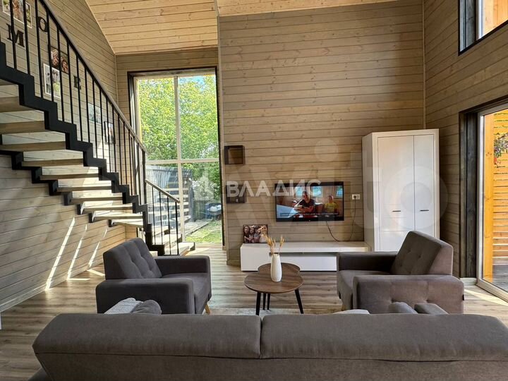 Дом 113 м² на участке 7,8 сот.