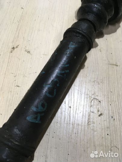 Полуось правая Ауди А6 С5 2.4 АКПП