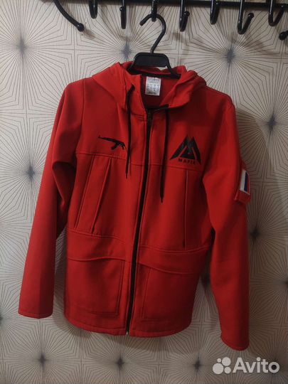 Ветровка(кофта)