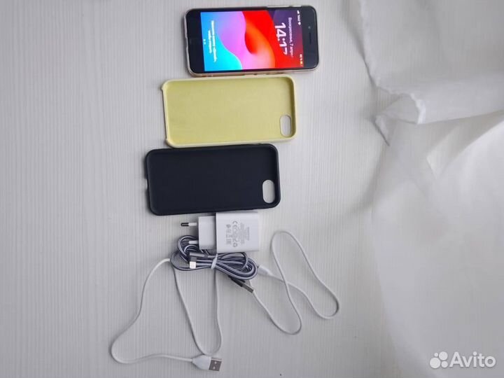 iPhone SE (2020), 64 ГБ