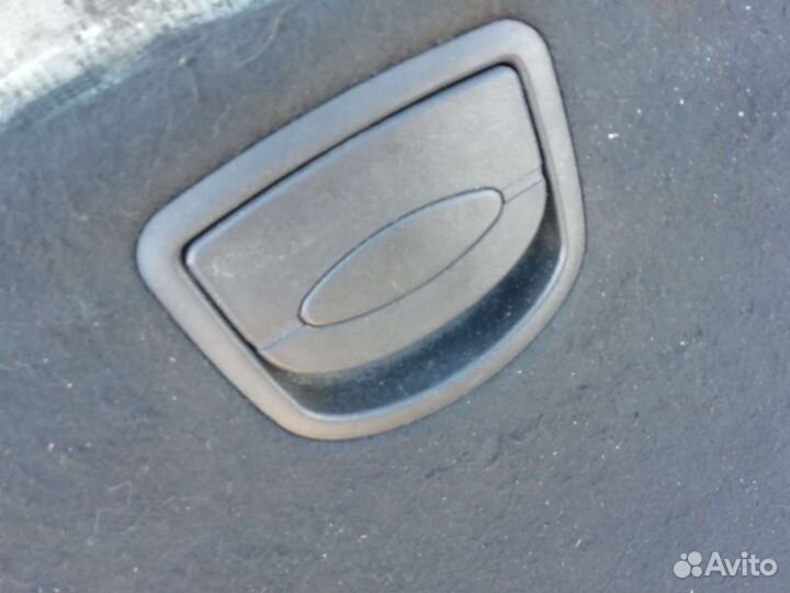 Крышка ящика для инструментов Ssang Yong Kyron