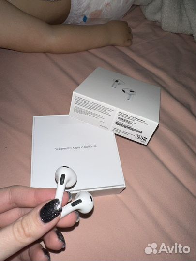 Наушники airpods правый и левый + кабель USB-S