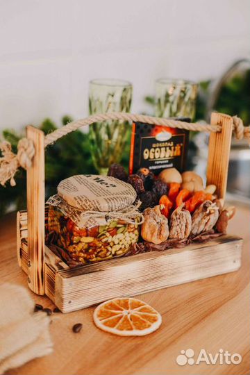 Мед с орешками. Доставка по РФ