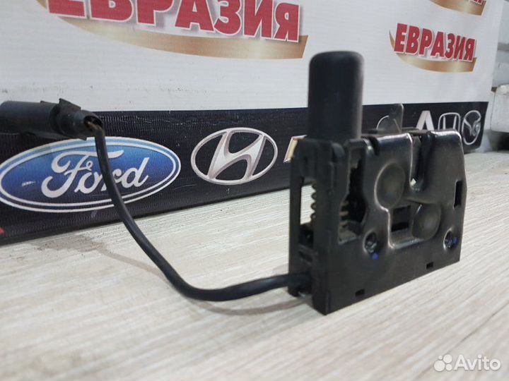 Замок капота Audi A6 C7 2012