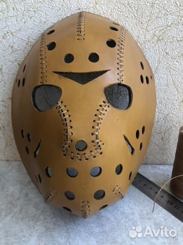 Маска Джейсона Вурхиза