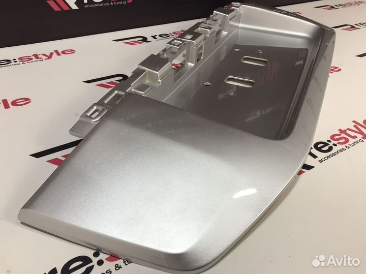 Накладка на 5-ю дверь Land Cruiser Prado 150 K244