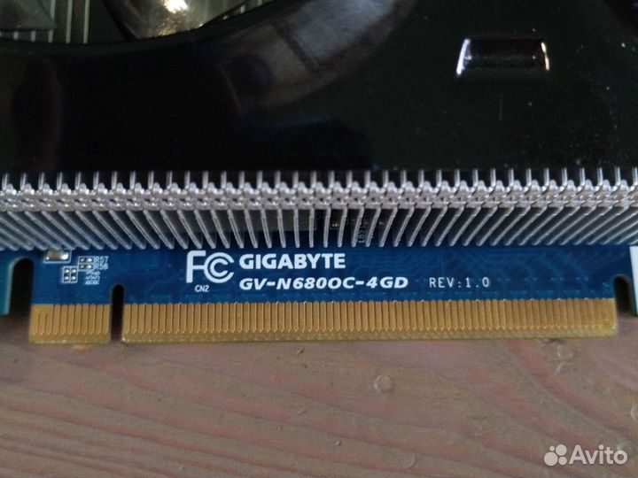 Видеокарта GTX 680 (4GB)