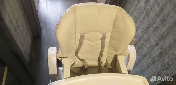 Стул для кормления