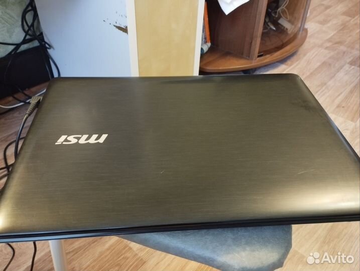 Ноутбук msi cx 640