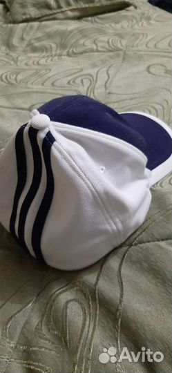 Adidas originals кепка