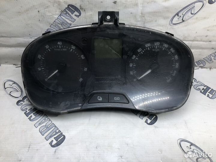 Панель приборов Skoda Fabia