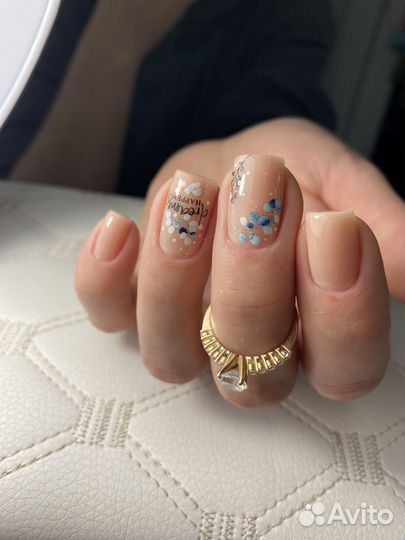 Маникюр и педикюр