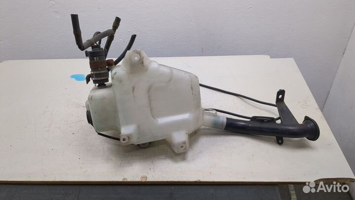 Бачок омывателя Honda Legend